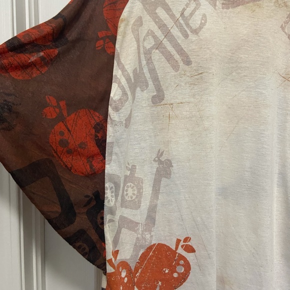 Disney Couture Snow White Shirt - Picture 8 of 8